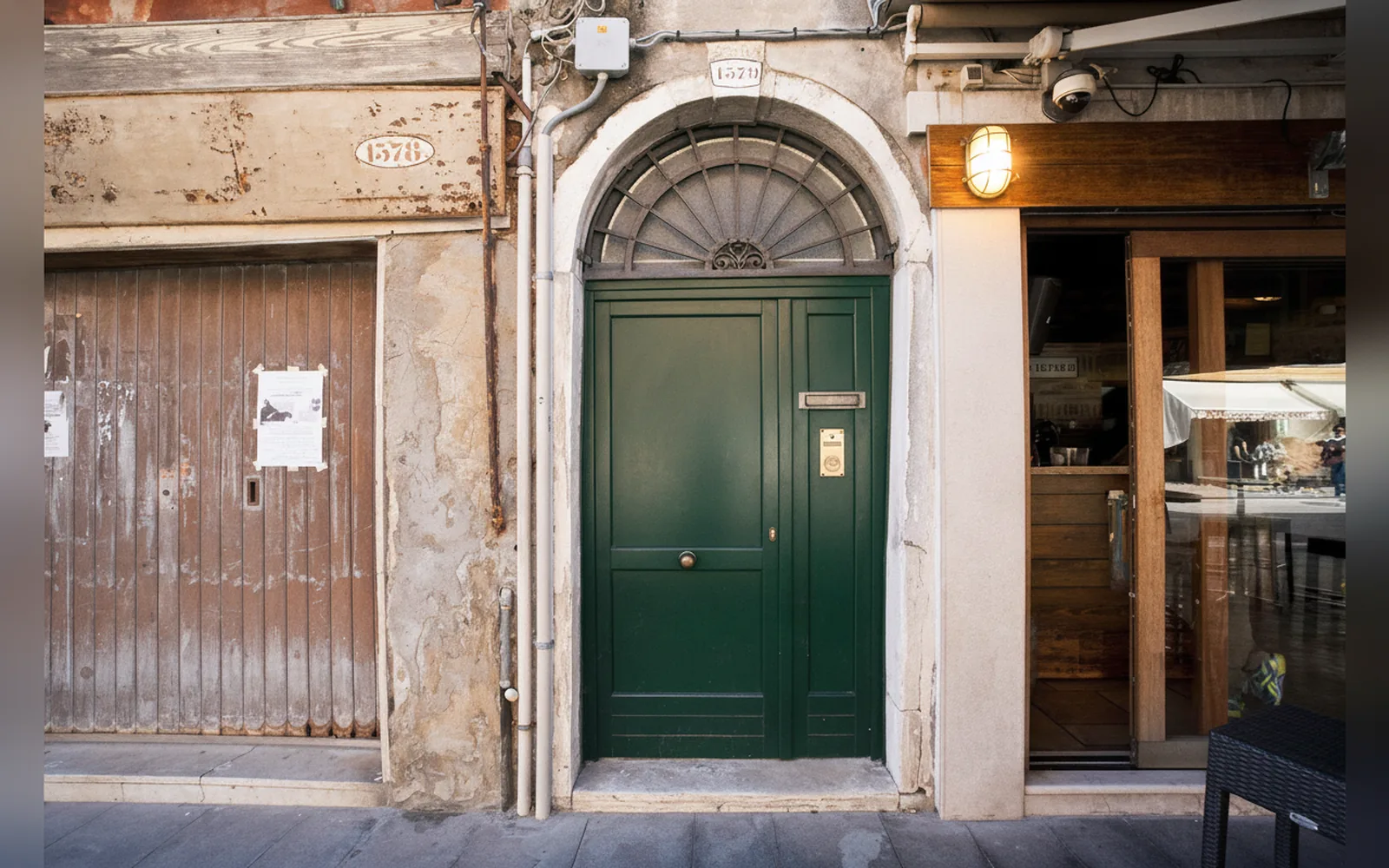 Esterni di Cà dell'Ambasciatore, Venezia (Veneto) (foto 13)